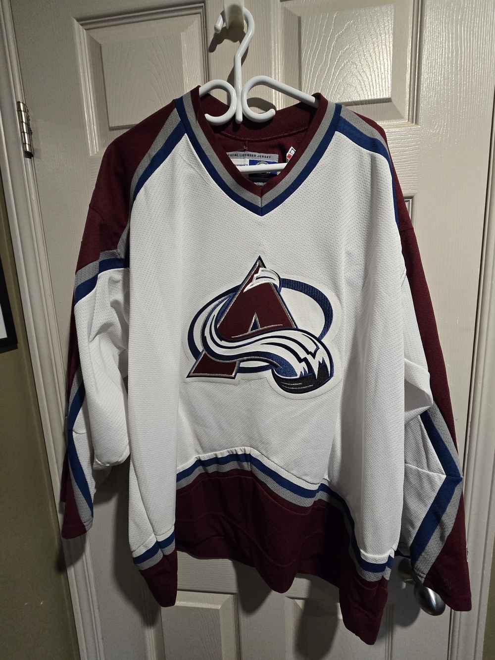 Colorado Avalanche  Chris Drury Away 2000s NHL Hockey Jersey - White & Burgundy